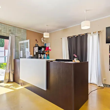 アパート Boutique In With Swimming Pool *